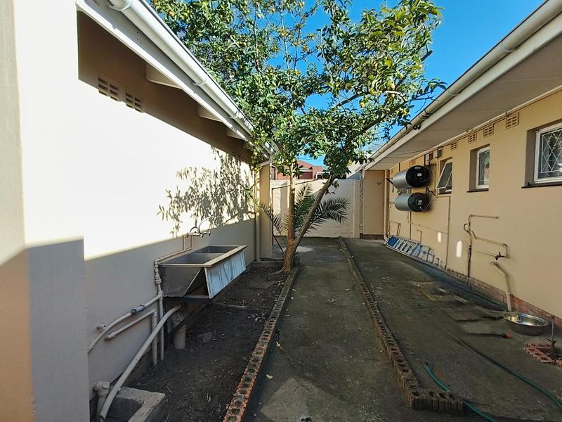 5 Bedroom Property for Sale in Fort Gale Eastern Cape